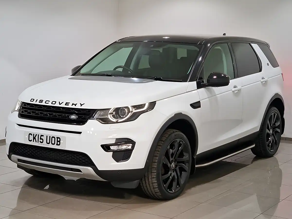 Used 2015 Land Rover Discovery Sport Hse Luxury White - Interior and Exterior details 3