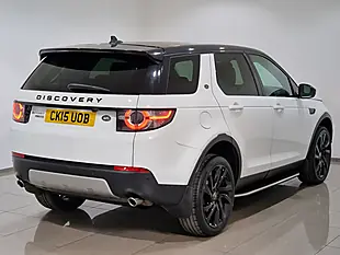 Used 2015 Land Rover Discovery Sport Hse Luxury White - Interior and Exterior details 6
