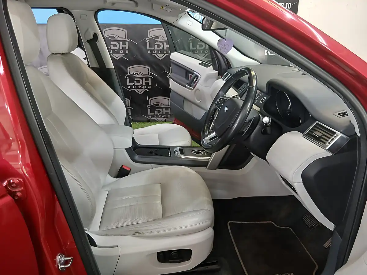 Used 2015 Land Rover Discovery Sport Hse Red - Interior and Exterior details 10
