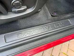 Used 2015 Land Rover Discovery Sport Hse Red - Interior and Exterior details 19