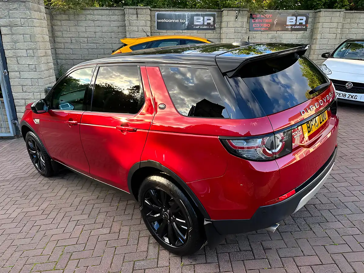 Used 2015 Land Rover Discovery Sport Hse Red - Interior and Exterior details 7