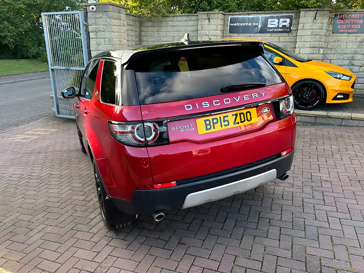 Used 2015 Land Rover Discovery Sport Hse Red - Interior and Exterior details 8