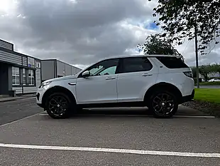 Used 2015 Land Rover Discovery Sport Hse White - Interior and Exterior details 2