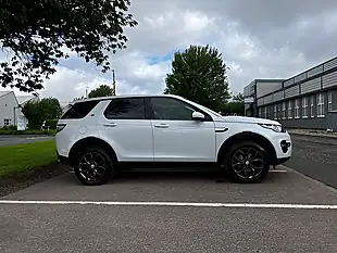 Used 2015 Land Rover Discovery Sport Hse White - Interior and Exterior details 6