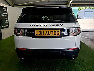 Used 2015 Land Rover Discovery Sport Hse White - Interior and Exterior details 4