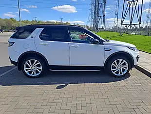 Used 2015 Land Rover Discovery Sport Hse White - Interior and Exterior details 4