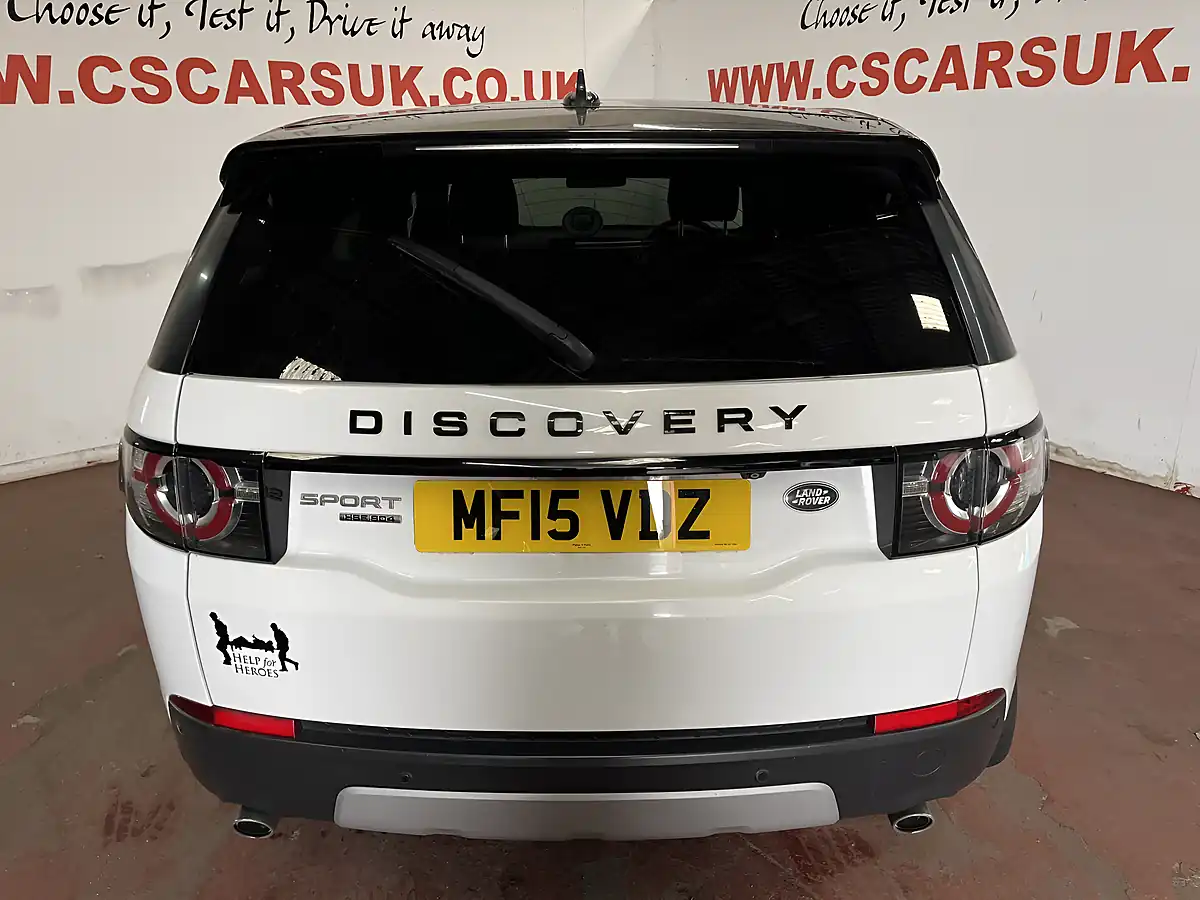 Used 2015 Land Rover Discovery Sport Hse White - Interior and Exterior details 10