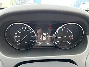 Used 2015 Land Rover Discovery Sport Hse White - Interior and Exterior details 12