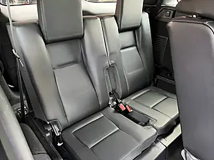 Used 2015 Land Rover Discovery Sport Hse White - Interior and Exterior details 7