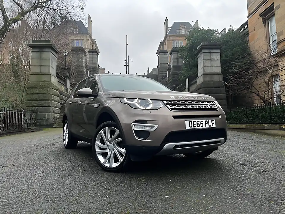 Used 2015 Land Rover Discovery Sport Luxury Hse Brown - Interior and Exterior details 2