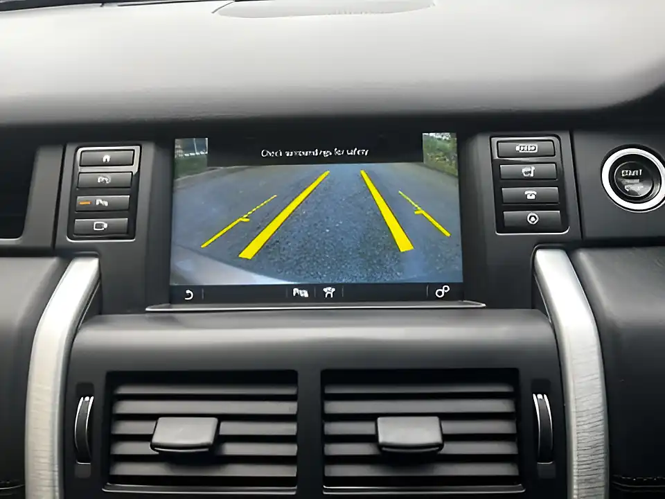 Used 2015 Land Rover Discovery Sport Luxury Hse Brown - Interior and Exterior details 9