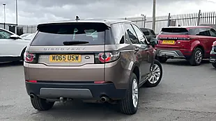 Used 2015 Land Rover Discovery Sport Se Tech Brown - Interior and Exterior details 12