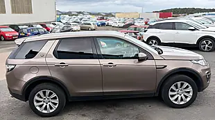 Used 2015 Land Rover Discovery Sport Se Tech Brown - Interior and Exterior details 19