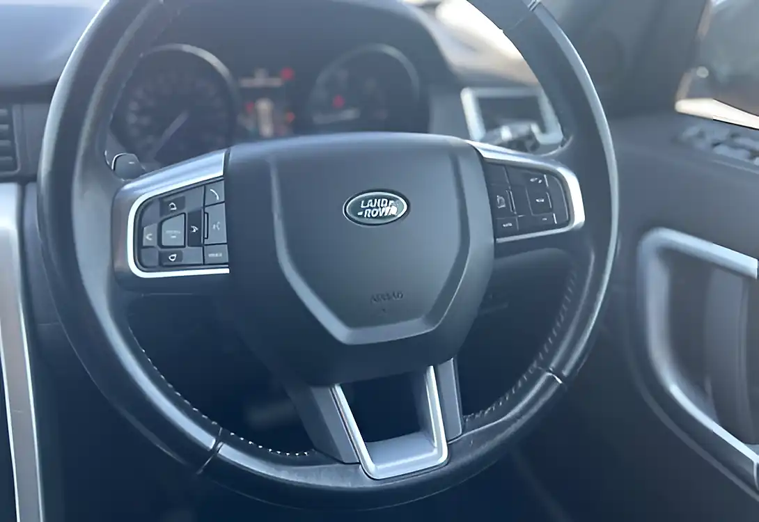 Used 2015 Land Rover Discovery Sport Se Tech Firenze Red - Interior and Exterior details 17