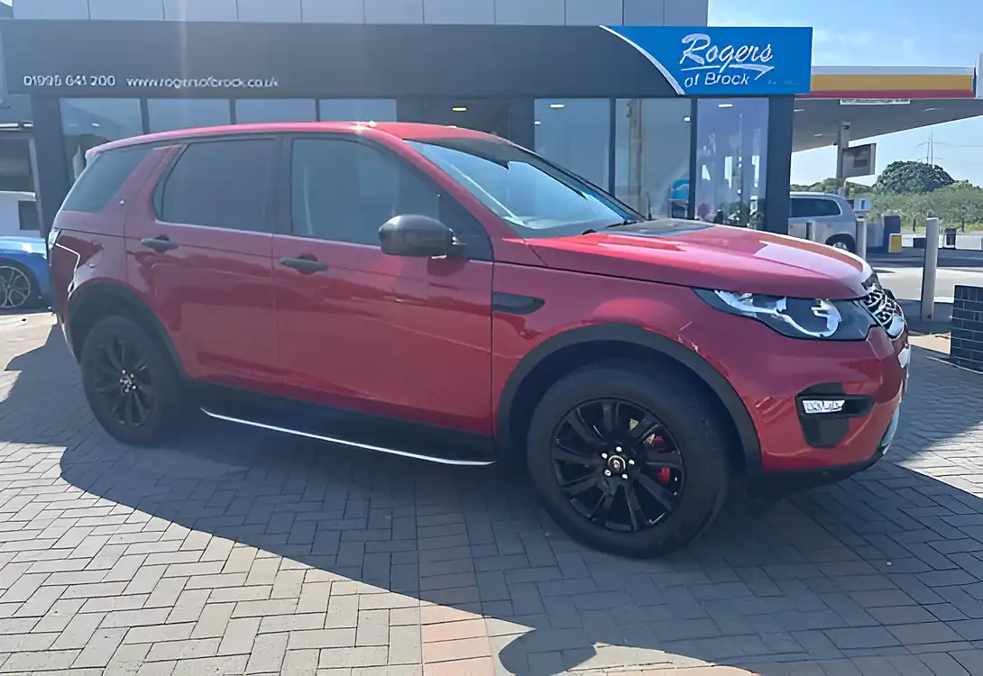 Used 2015 Land Rover Discovery Sport Se Tech Firenze Red - Interior and Exterior details 8