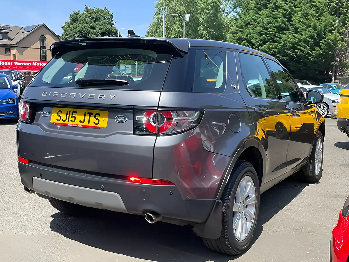 Used 2015 Land Rover Discovery Sport Se Tech Grey - Interior and Exterior details 10