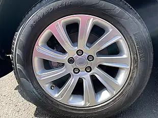 Used 2015 Land Rover Discovery Sport Se Tech Grey - Interior and Exterior details 11