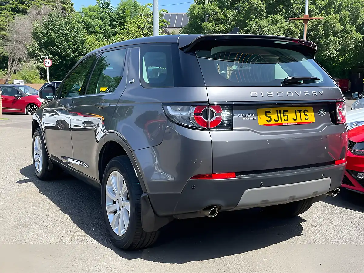 Used 2015 Land Rover Discovery Sport Se Tech Grey - Interior and Exterior details 8