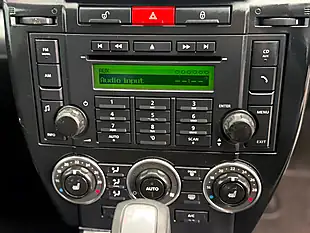 Used 2015 Land Rover Freelander 2 Hse White - Interior and Exterior details 14