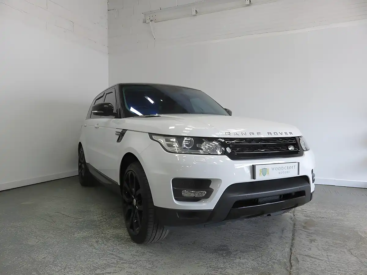 Used 2015 Land Rover Range Rover Autobiography Black - Interior and Exterior details 9
