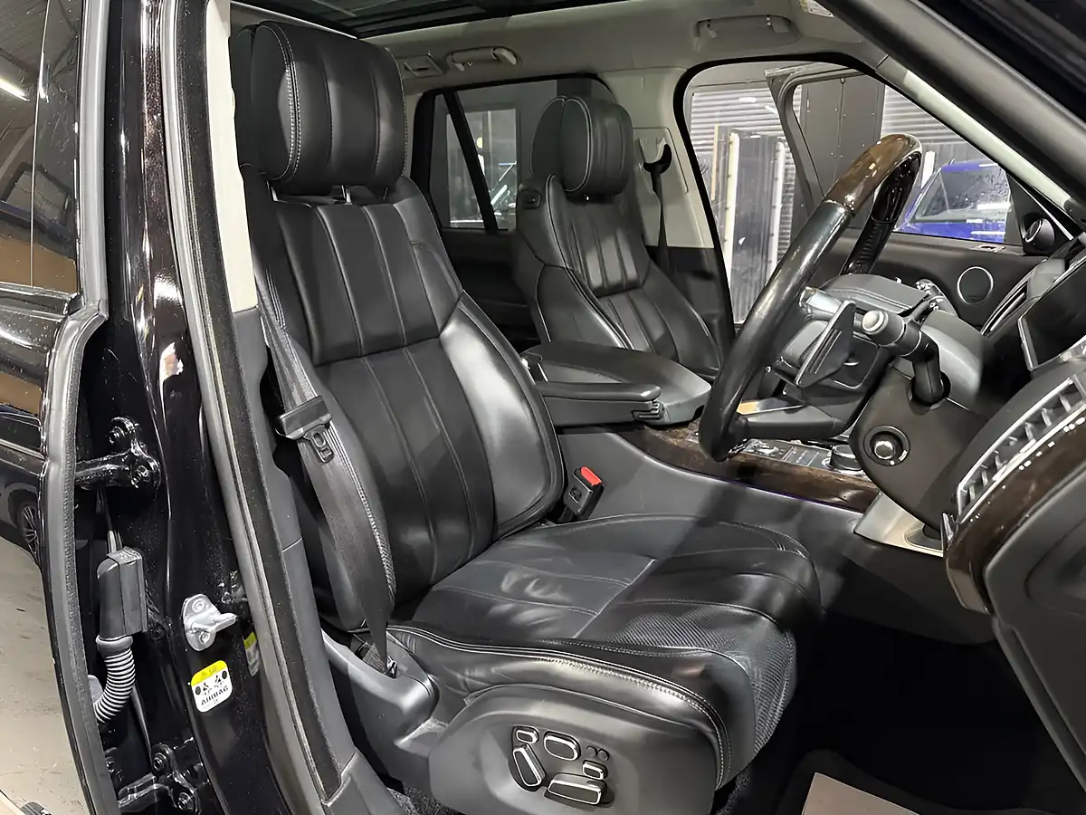 Used 2015 Land Rover Range Rover Autobiography Black - Interior and Exterior details 9