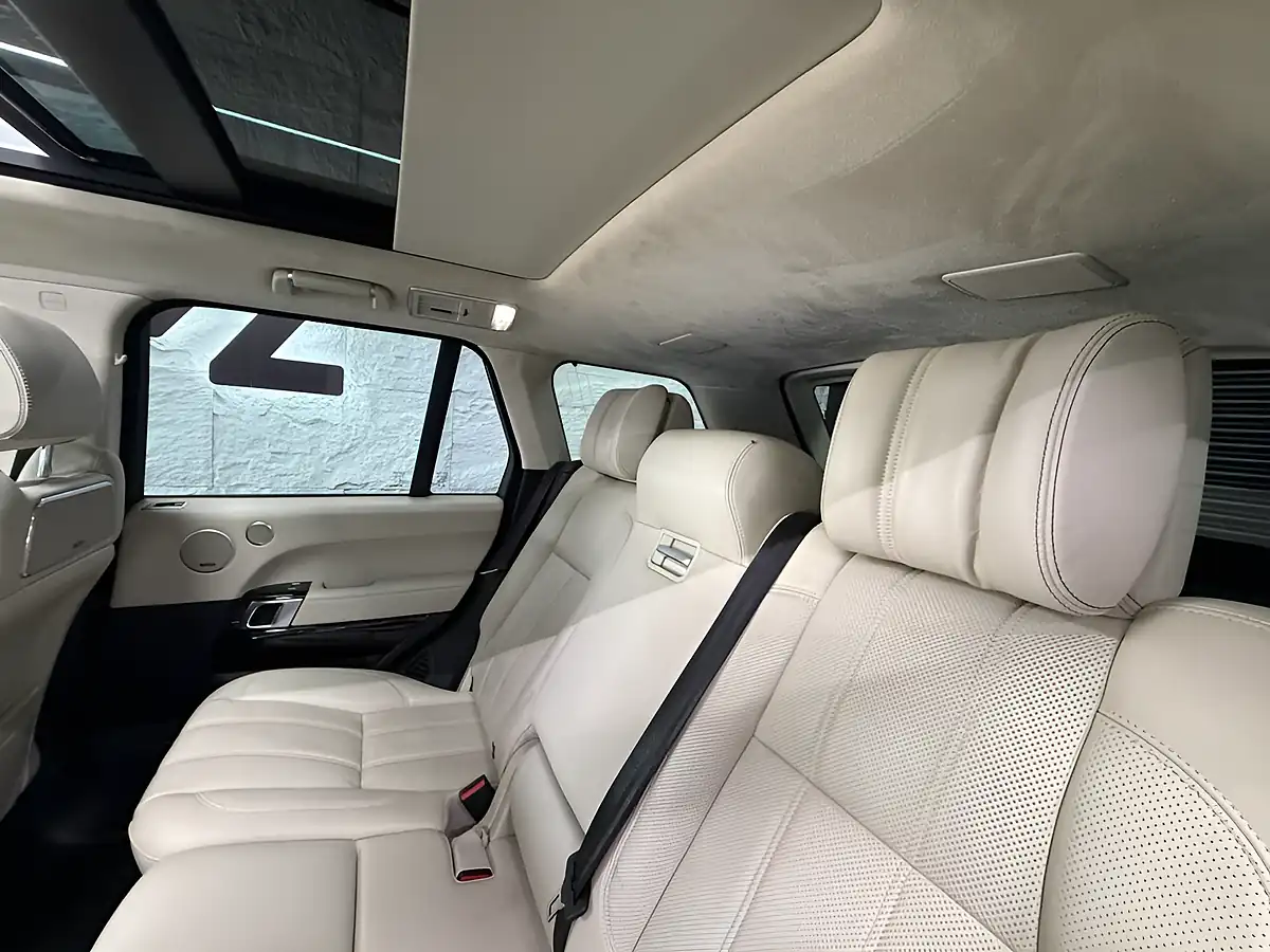Used 2015 Land Rover Range Rover Autobiography Blue - Interior and Exterior details 5