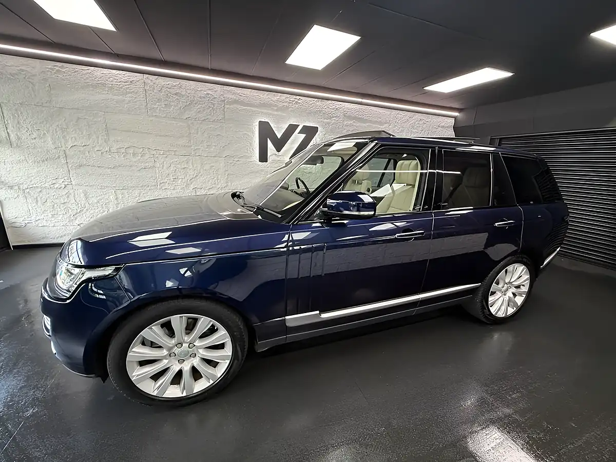 Used 2015 Land Rover Range Rover Autobiography Blue - Interior and Exterior details 8