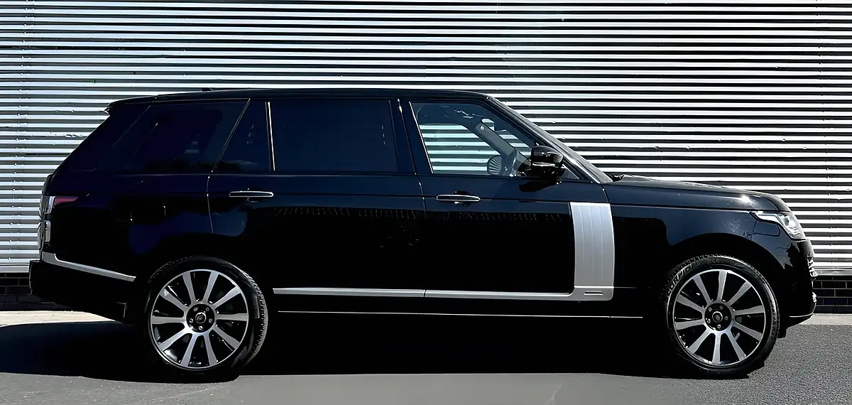 Used 2015 Land Rover Range Rover Autobiography Lwb Black - Interior and Exterior details 4