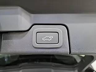 Used 2015 Land Rover Range Rover Evoque Autobiography Grey - Interior and Exterior details 11