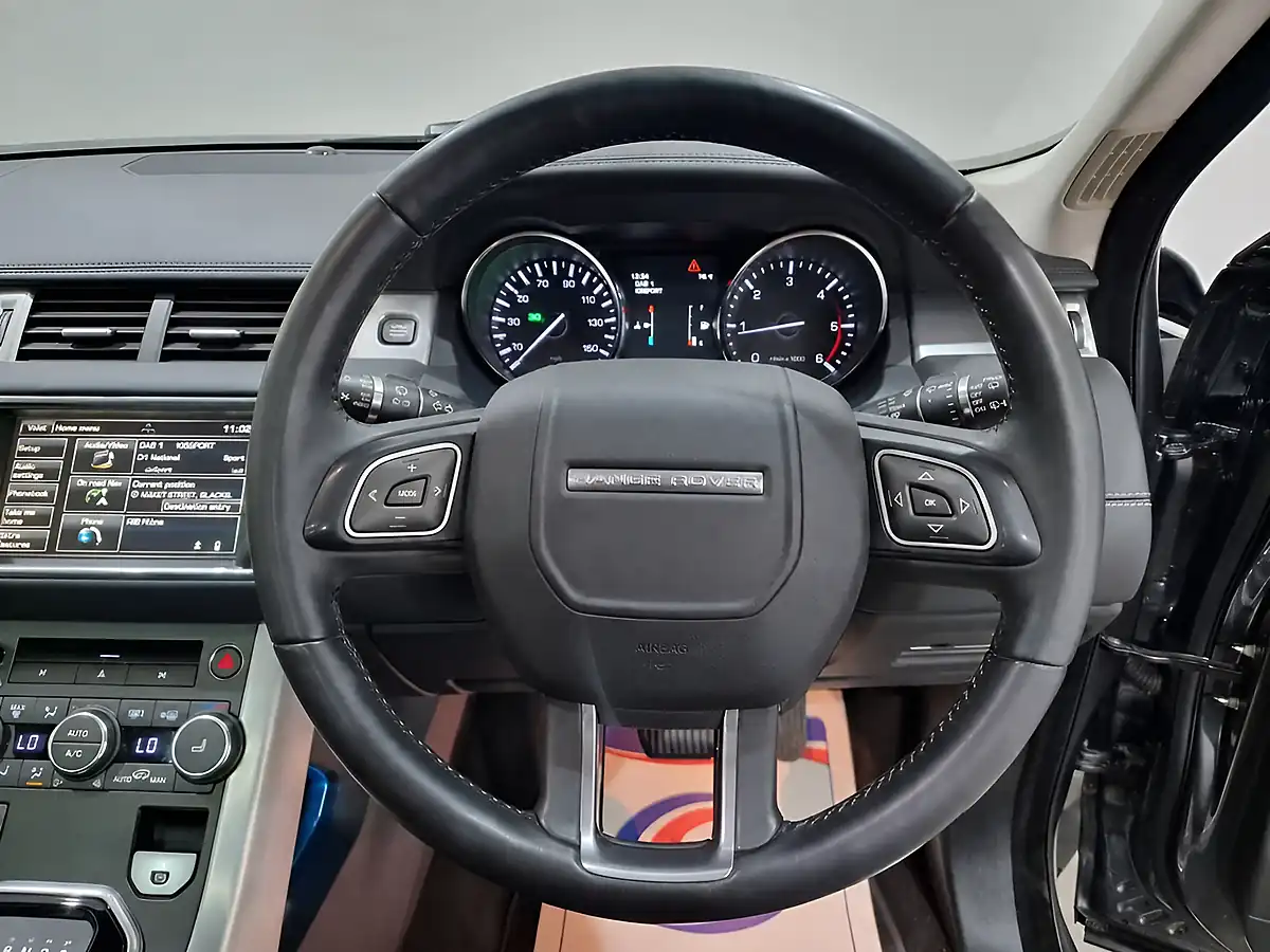 Used 2015 Land Rover Range Rover Evoque Autobiography Grey - Interior and Exterior details 15