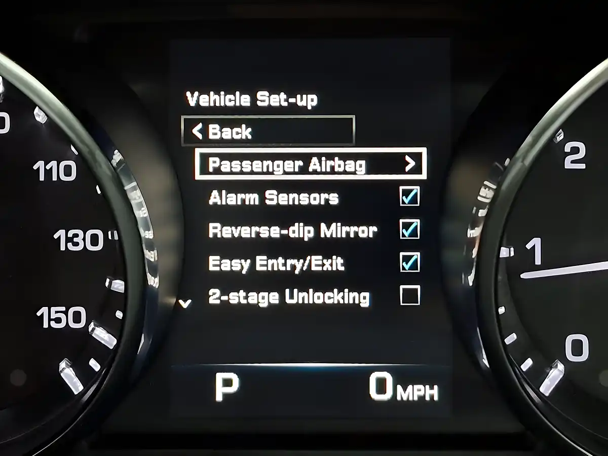 Used 2015 Land Rover Range Rover Evoque Autobiography Grey - Interior and Exterior details 17