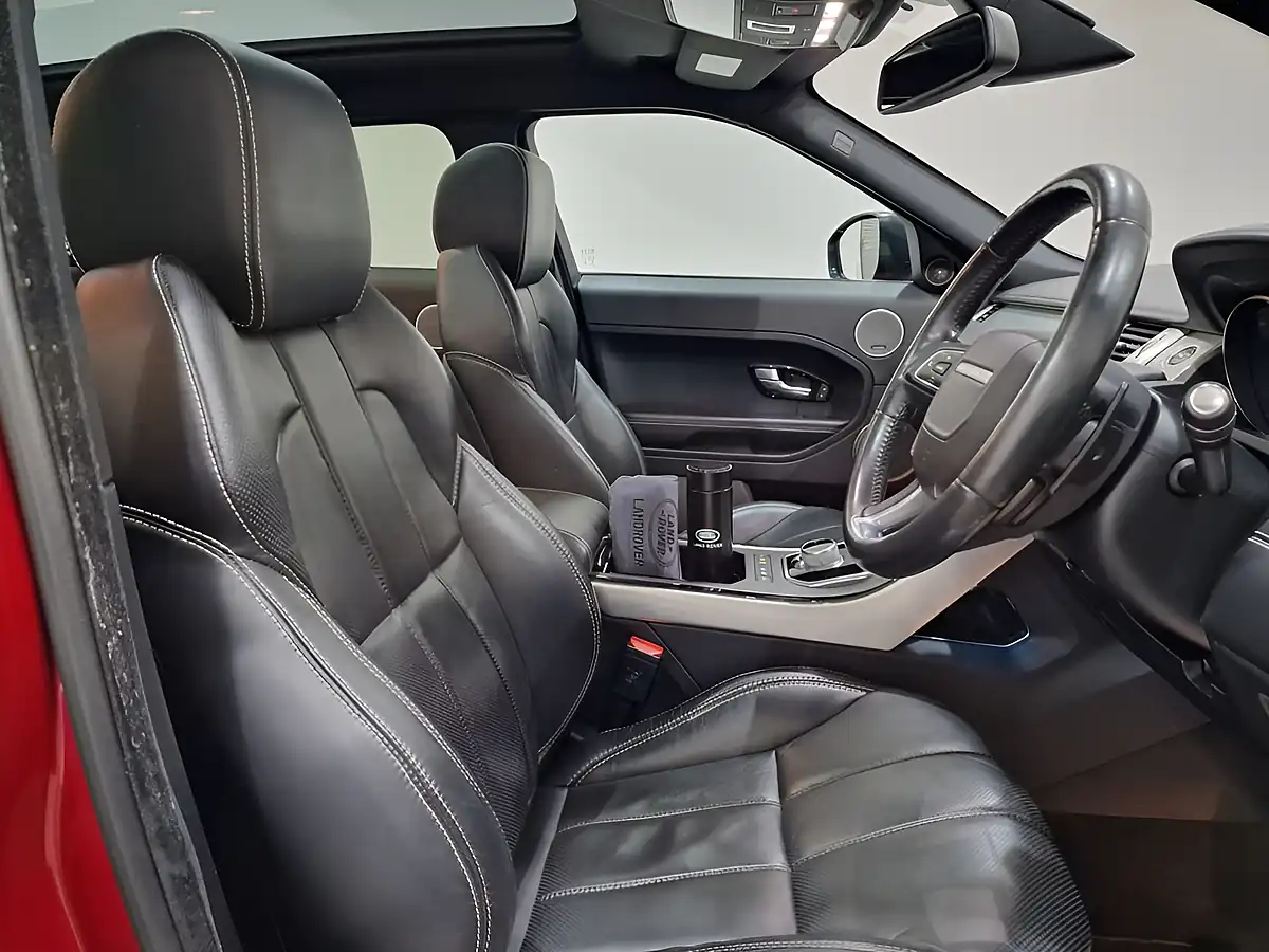 Used 2015 Land Rover Range Rover Evoque Autobiography Red - Interior and Exterior details 10