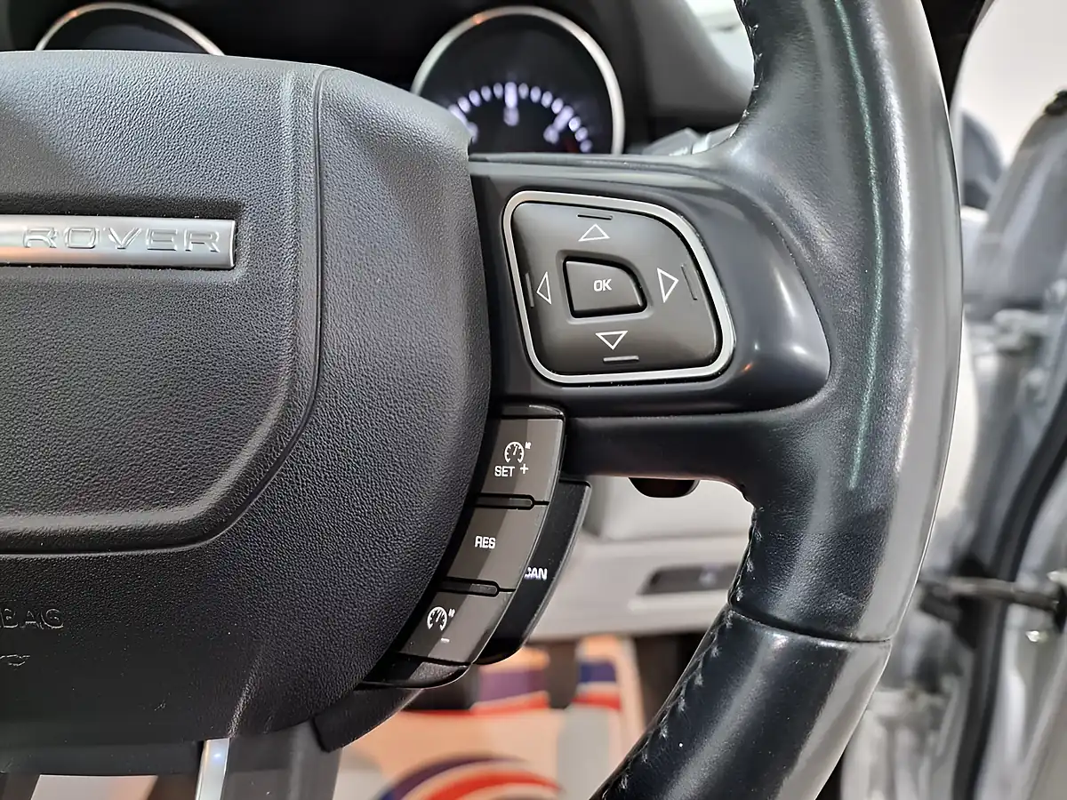 Used 2015 Land Rover Range Rover Evoque Autobiography Silver - Interior and Exterior details 15