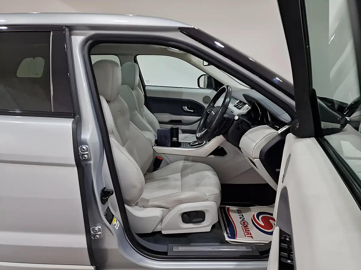 Used 2015 Land Rover Range Rover Evoque Autobiography Silver - Interior and Exterior details 9
