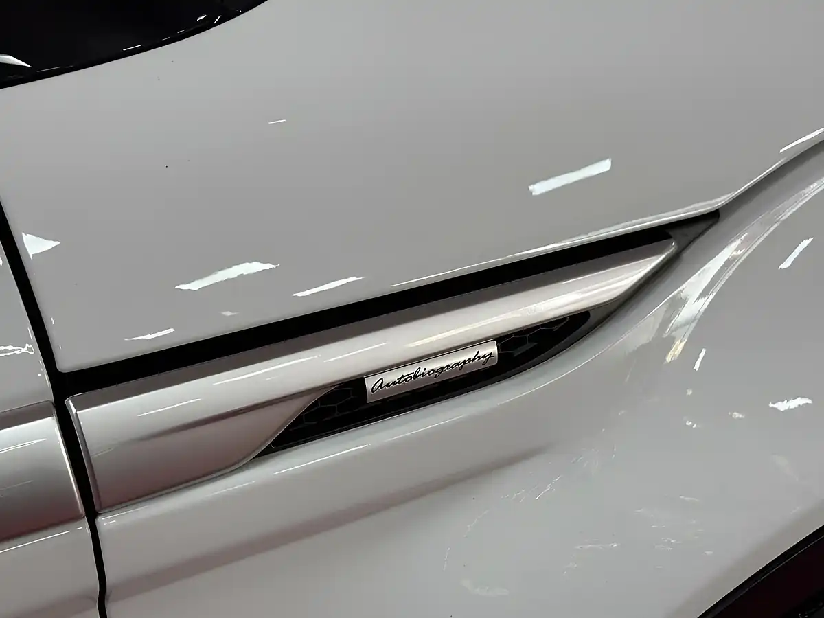 Used 2015 Land Rover Range Rover Evoque Autobiography White - Interior and Exterior details 11