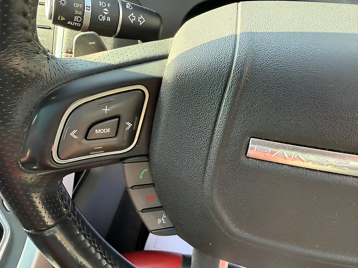 Used 2015 Land Rover Range Rover Evoque Dynamic Black - Interior and Exterior details 12