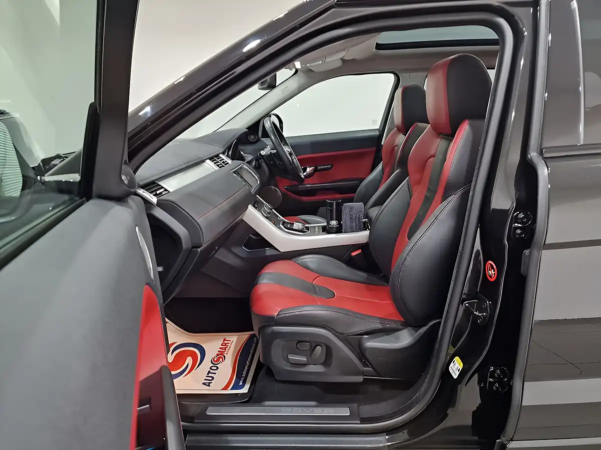 Used 2015 Land Rover Range Rover Evoque Dynamic Black - Interior and Exterior details 17