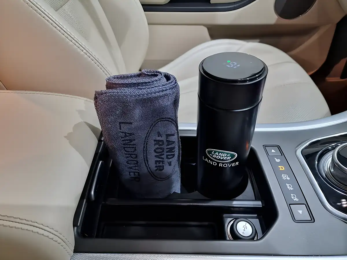 Used 2015 Land Rover Range Rover Evoque Dynamic Black - Interior and Exterior details 11