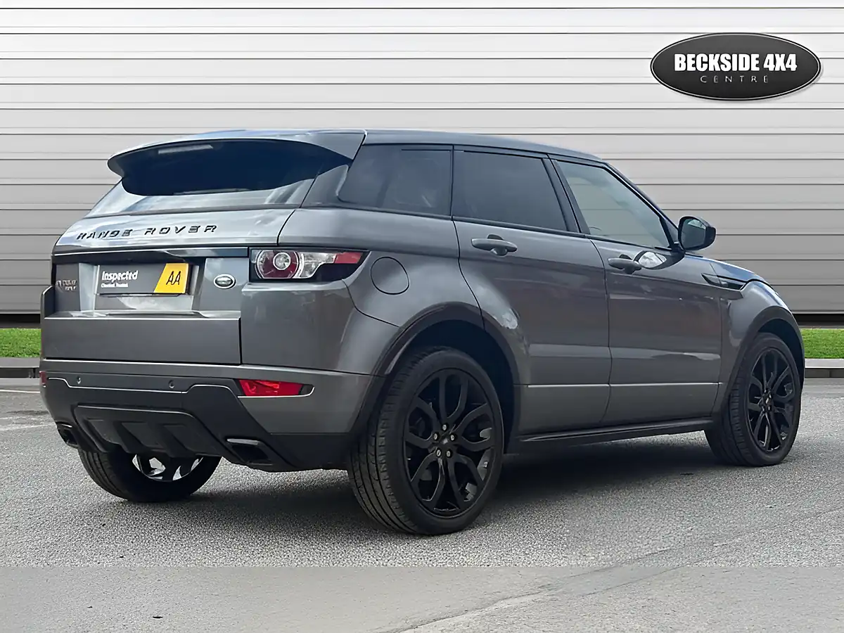 Used 2015 Land Rover Range Rover Evoque Dynamic Corris Grey - Interior and Exterior details 4