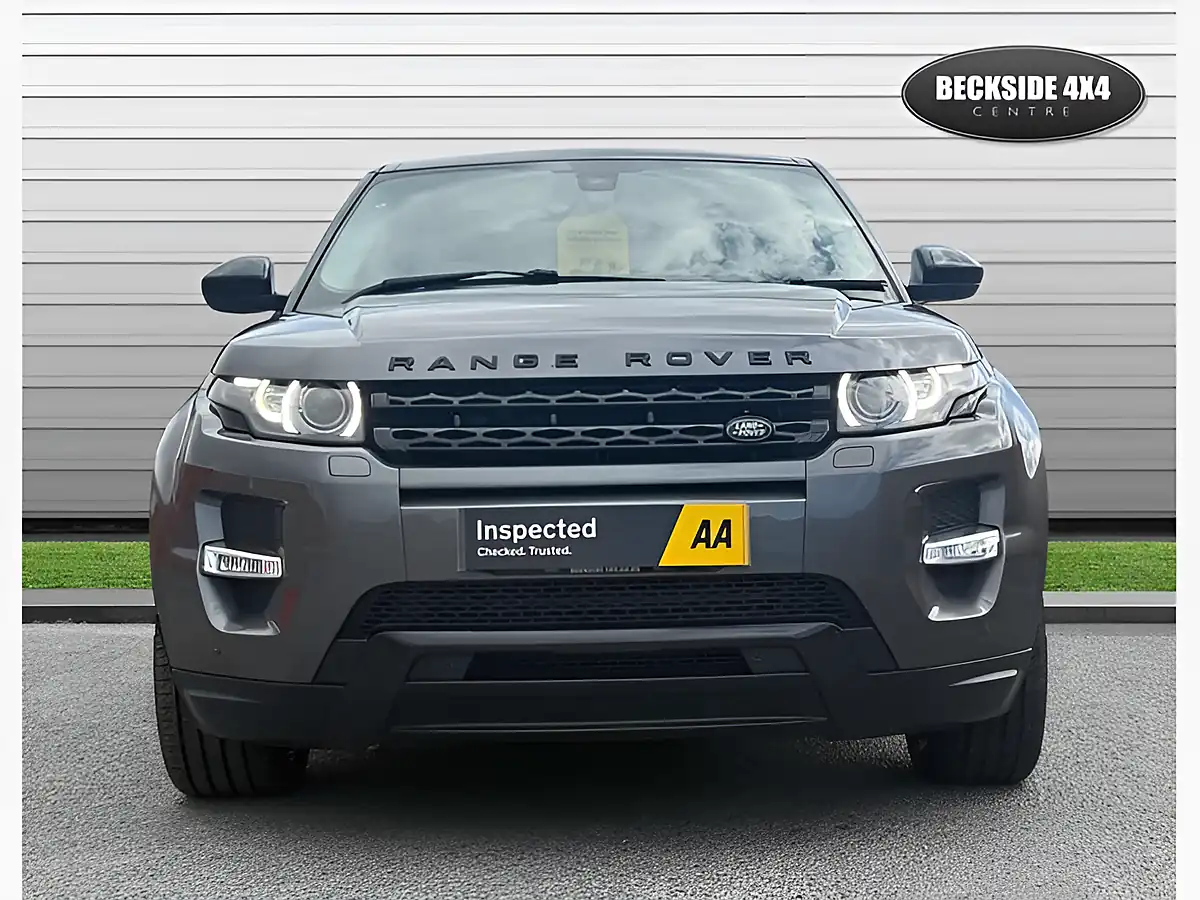 Used 2015 Land Rover Range Rover Evoque Dynamic Corris Grey - Interior and Exterior details 8