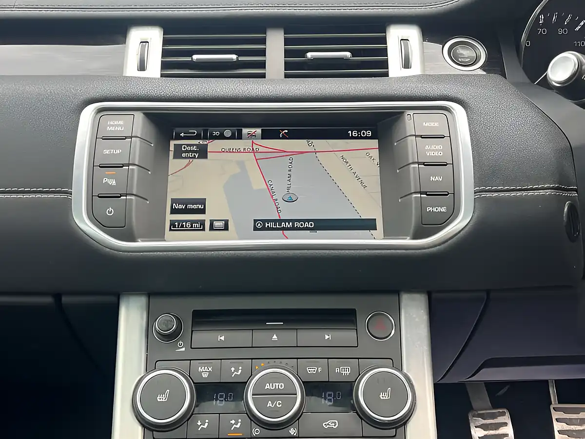 Used 2015 Land Rover Range Rover Evoque Dynamic Firenze Red - Interior and Exterior details 15
