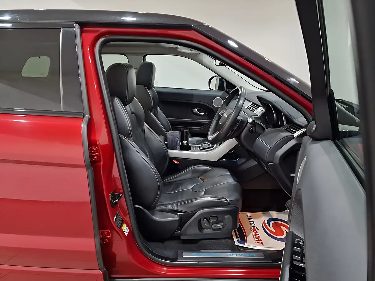 Used 2015 Land Rover Range Rover Evoque Dynamic Firenze Red - Interior and Exterior details 9