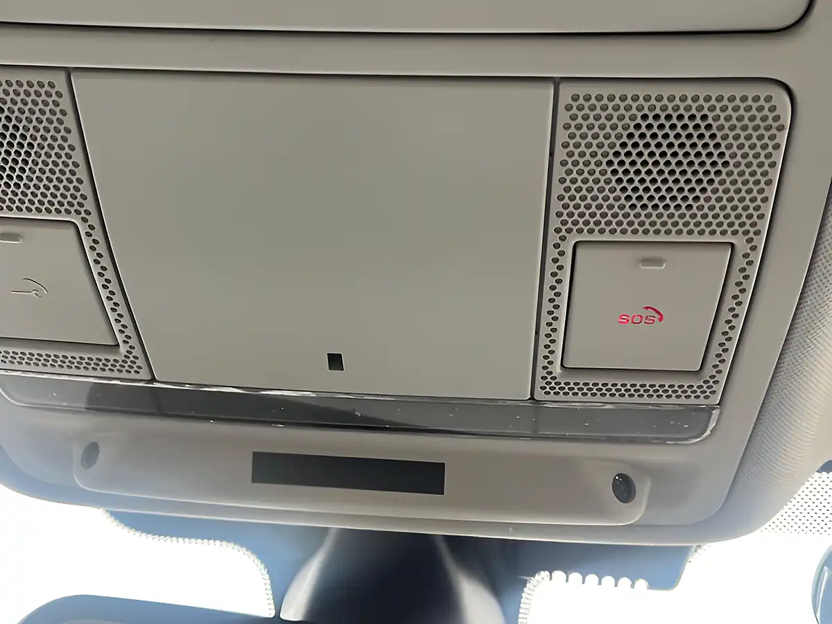 Used 2015 Land Rover Range Rover Evoque Dynamic Firenze Red - Interior and Exterior details 10