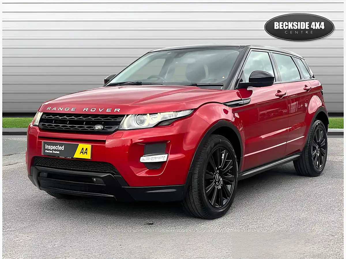 Used 2015 Land Rover Range Rover Evoque Dynamic Firenze Red - Interior and Exterior details 5