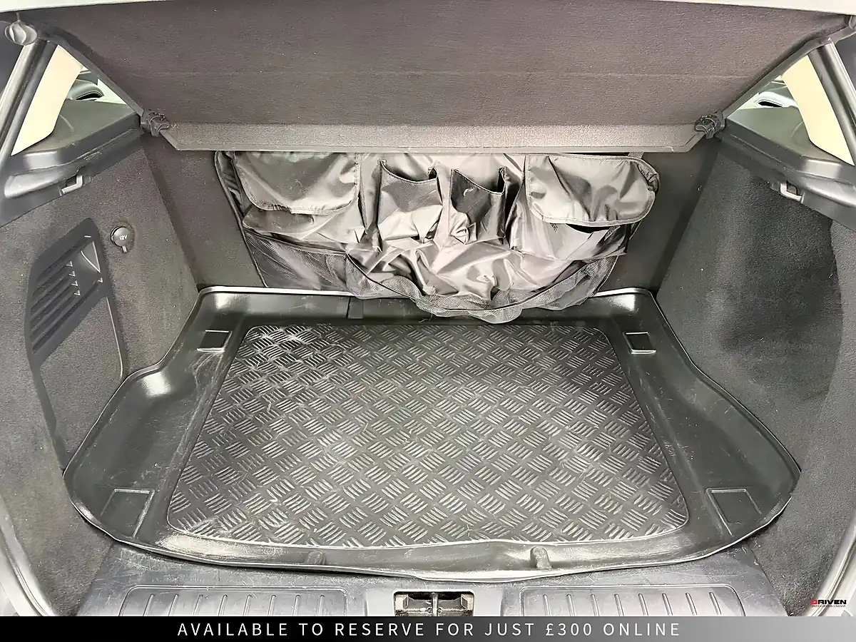 Used 2015 Land Rover Range Rover Evoque Dynamic Grey - Interior and Exterior details 15
