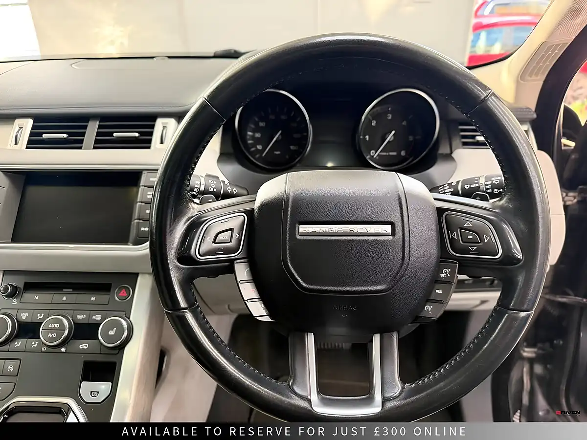 Used 2015 Land Rover Range Rover Evoque Dynamic Grey - Interior and Exterior details 16