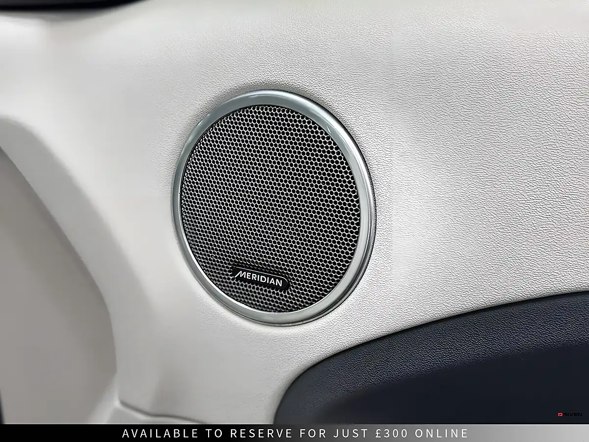 Used 2015 Land Rover Range Rover Evoque Dynamic Grey - Interior and Exterior details 19