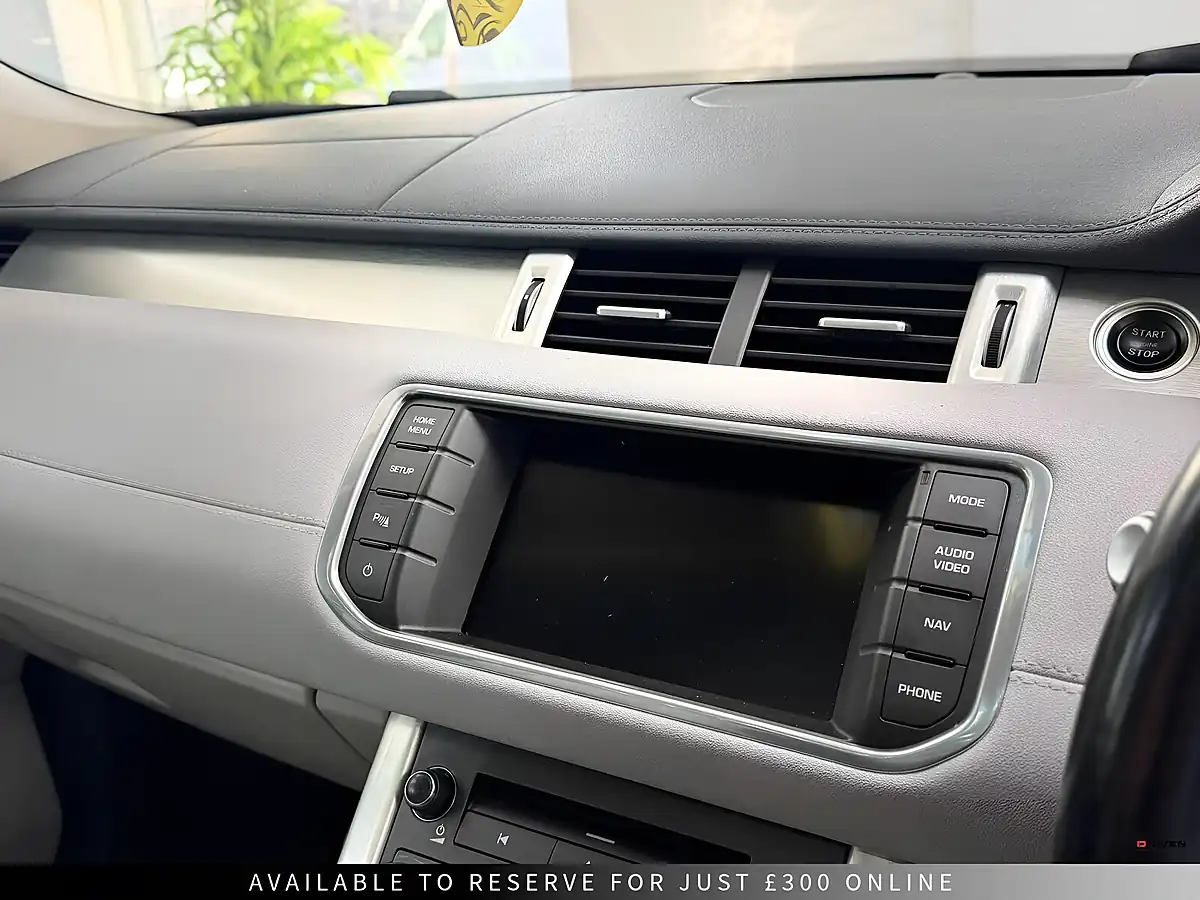 Used 2015 Land Rover Range Rover Evoque Dynamic Grey - Interior and Exterior details 20