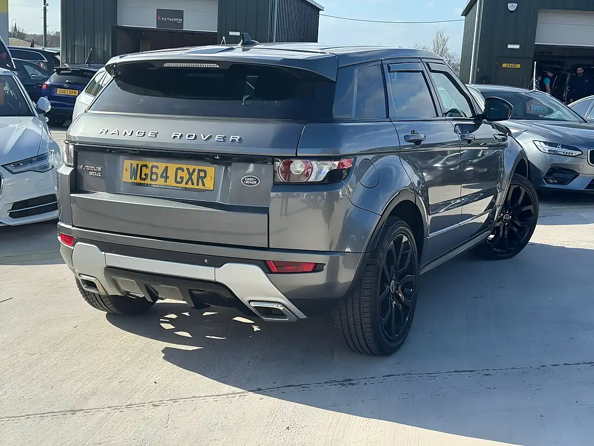 Used 2015 Land Rover Range Rover Evoque Dynamic Grey - Interior and Exterior details 12
