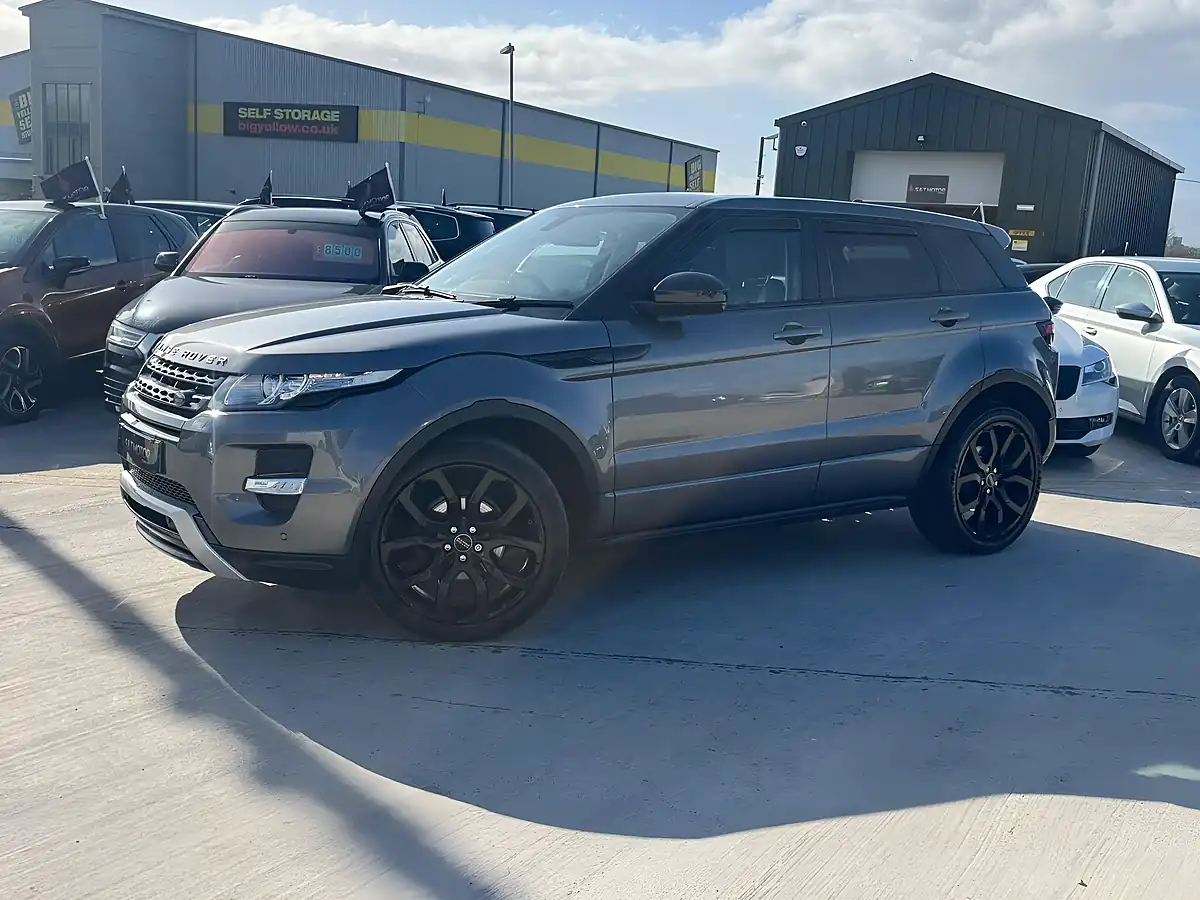 Used 2015 Land Rover Range Rover Evoque Dynamic Grey - Interior and Exterior details 3